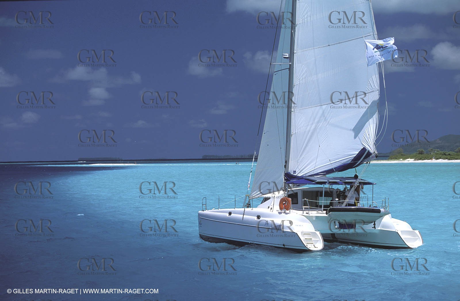 Cruising multihull sailing
