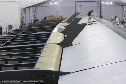 13 10 2009 - San Diego (USA, CA) - 33rd America's Cup - BMW ORACLE Racing - BOR 90 modifications