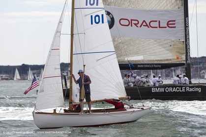 02 08 2010 - Cowes (UK, IOW) - The 1851 Cup -  BMW ORACLE Racing - Training Day.