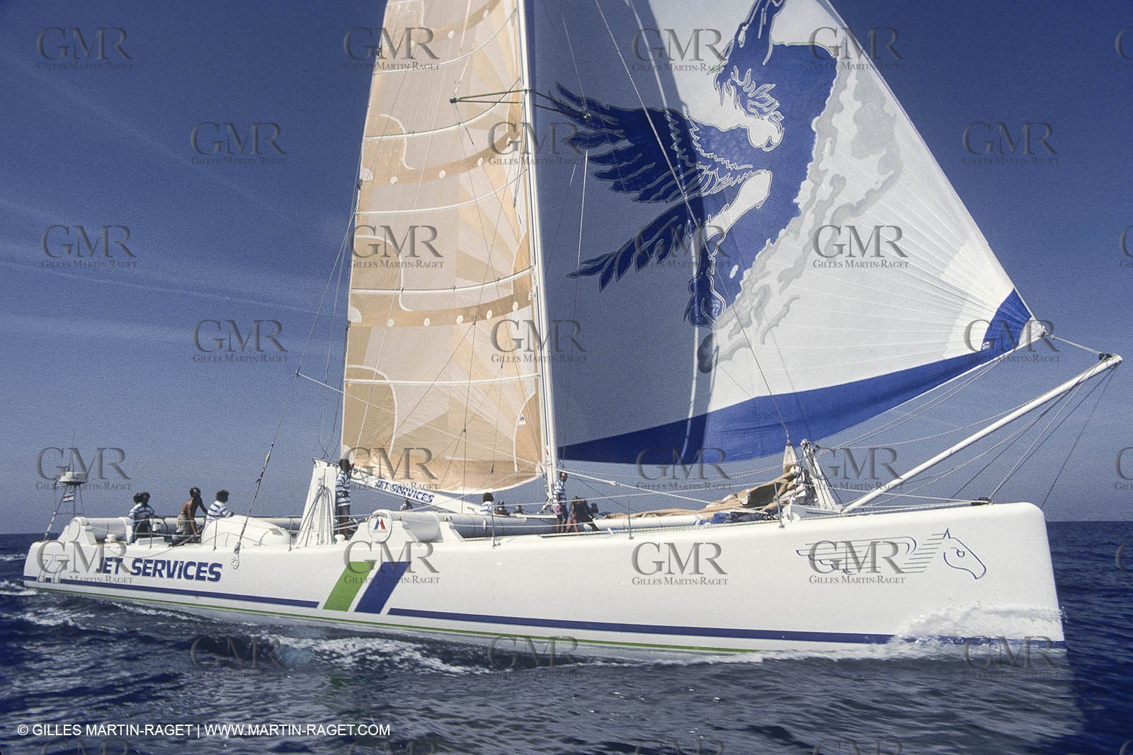 Sailng, Offshore racing, Maxi multiihulls, Jet services V