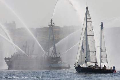 bateau pompe, Marseille, Pen Duick VI