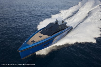 14 10 2008 - Cannes (FRA, 06) - Super yachts - motoryachts - Wally yachts - Wallypower 64