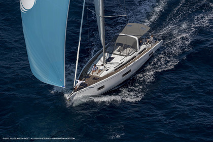 07 07 2020, Marseille (FRA,13) Beneteau Oceanis Yacht 54